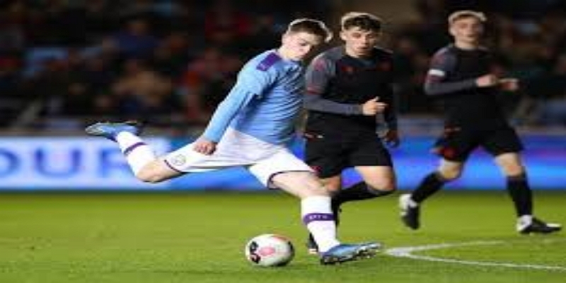 战术解析：攻守博弈的深度剖析-开云体育