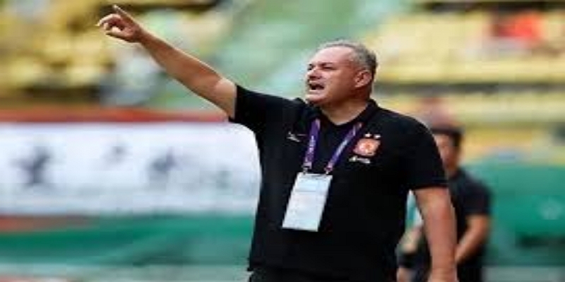 教练团队构成及过渡期安排-开云体育