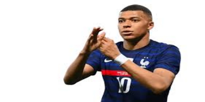 开云体育观察成长起点：一场首秀改变命运 - 开云体育